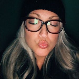 Meet your Posher, Rachelle